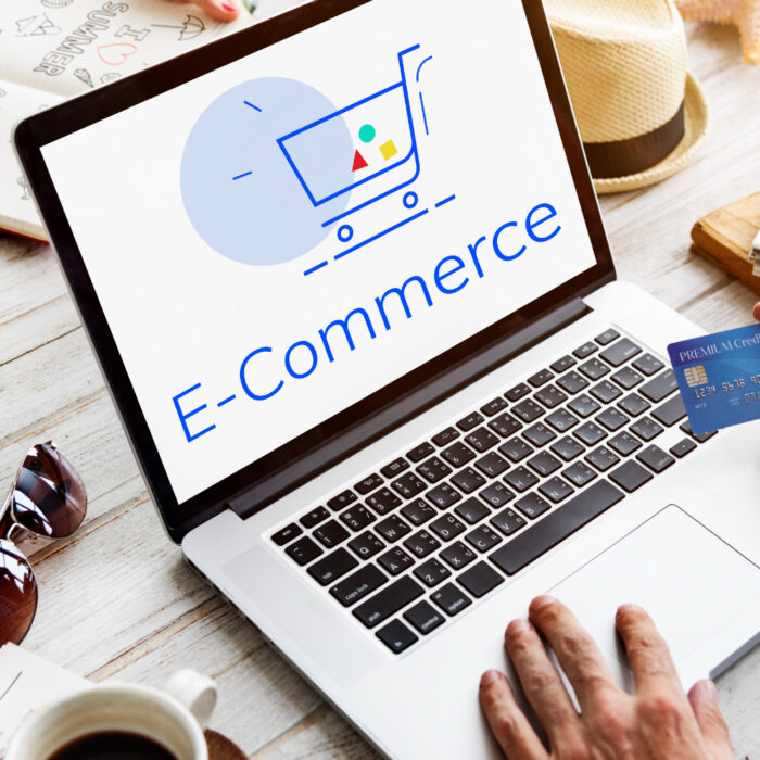 Shopify/PrestaShop : Quel CMS choisir pour créer un site e-commerce ?